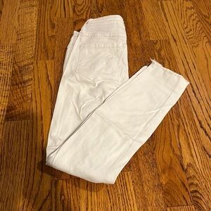 Klique B Woman’s White Jeans Size 24